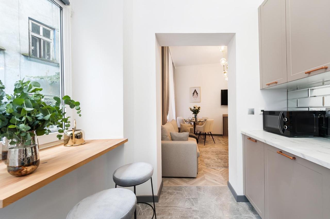 Golden Apartment - Loftaffair Краків Екстер'єр фото